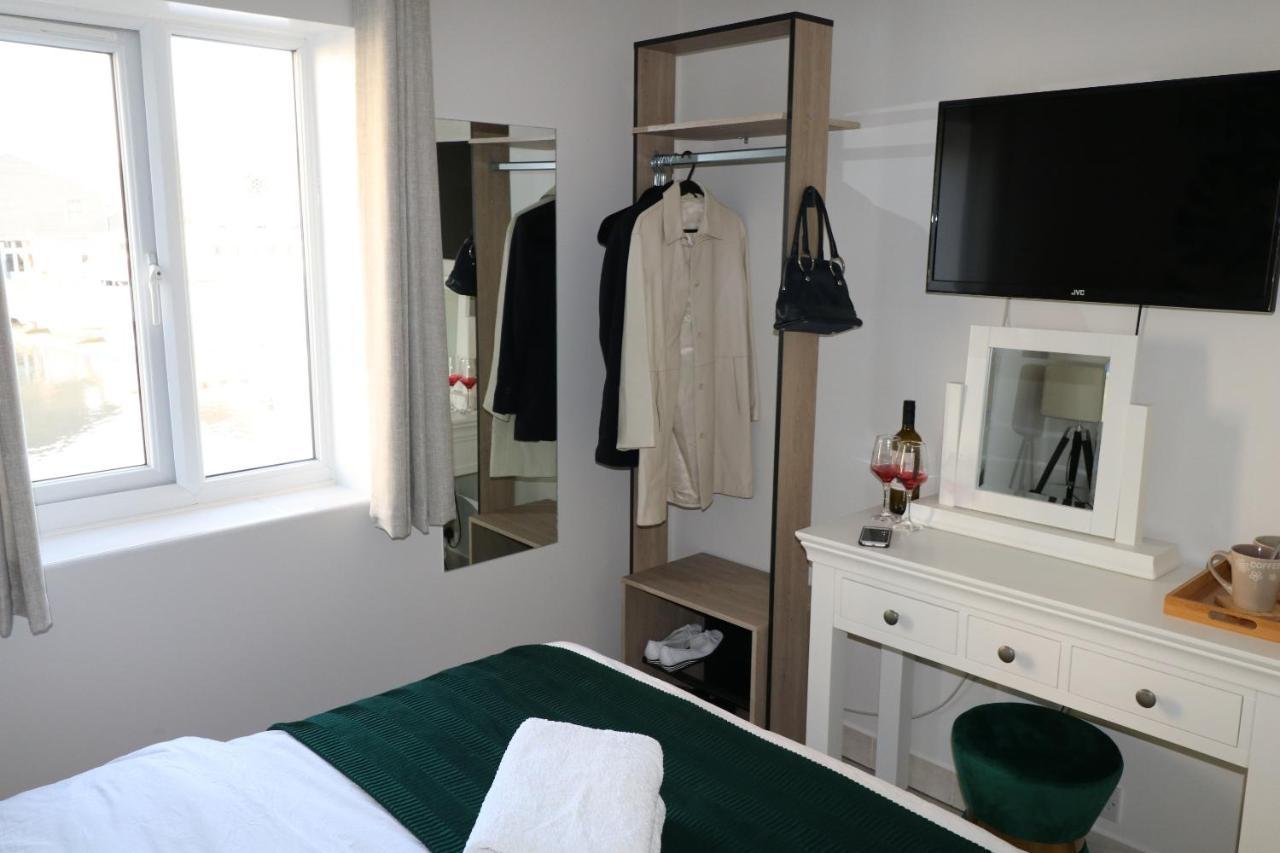 Riverside Rooms Reading Extérieur photo