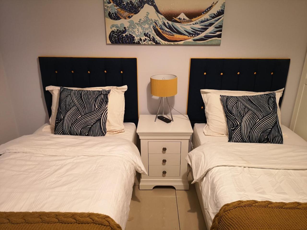 Riverside Rooms Reading Extérieur photo